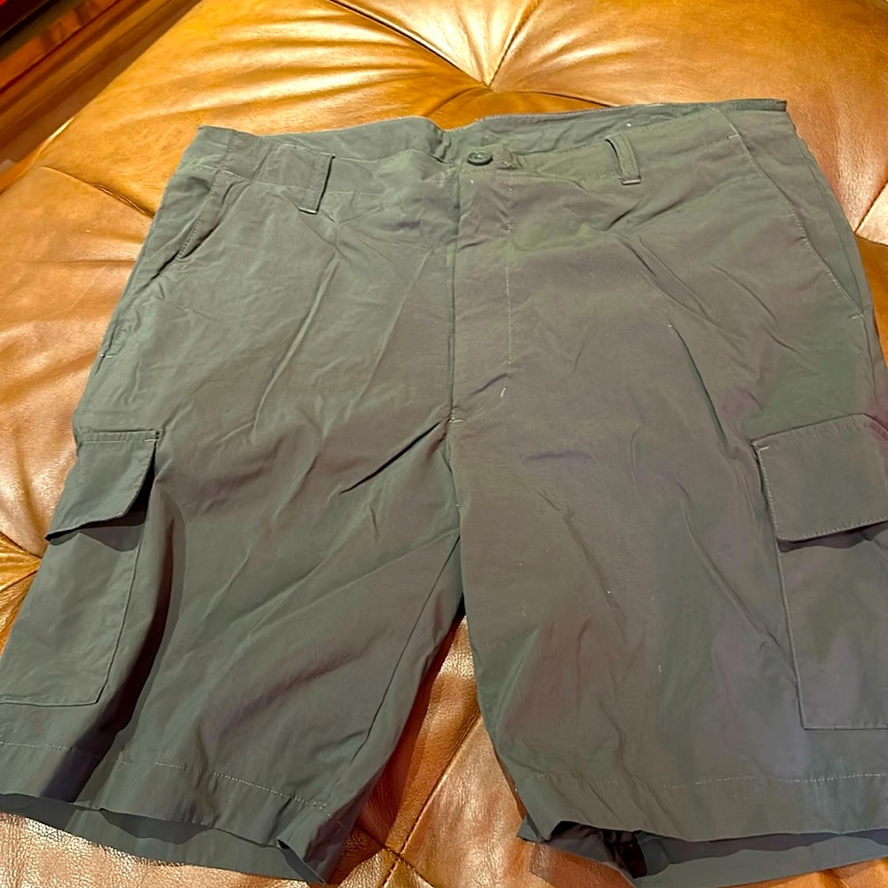 Men’s casual shorts